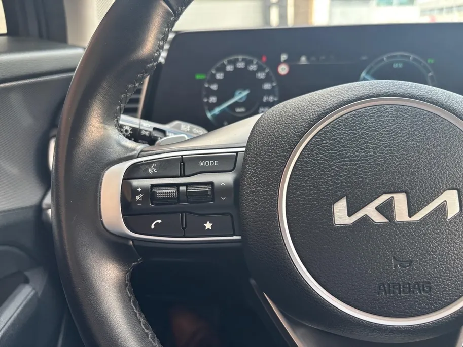 Kia Sportage 1.6 T-GDi Hybrid DynamicLine | Trekhaak | Navigatie | Camera | Adaptieve cruise control | Parkeersensoren voor en achter | Apple Carplay / Android Auto |