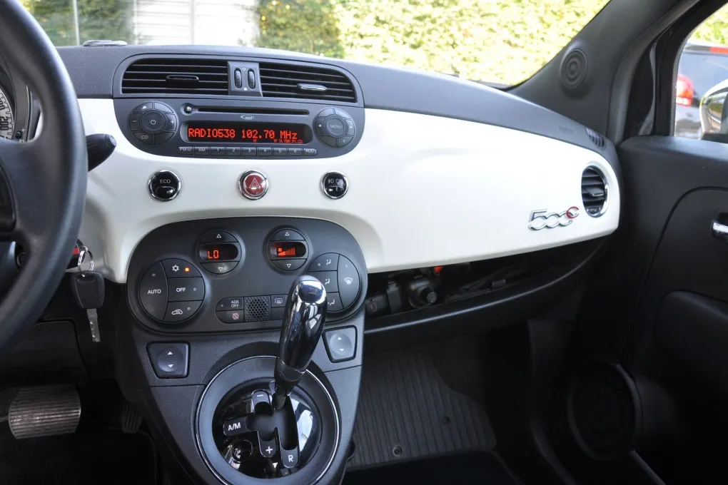 Fiat 500C 0.9 TwinAir by Gucci