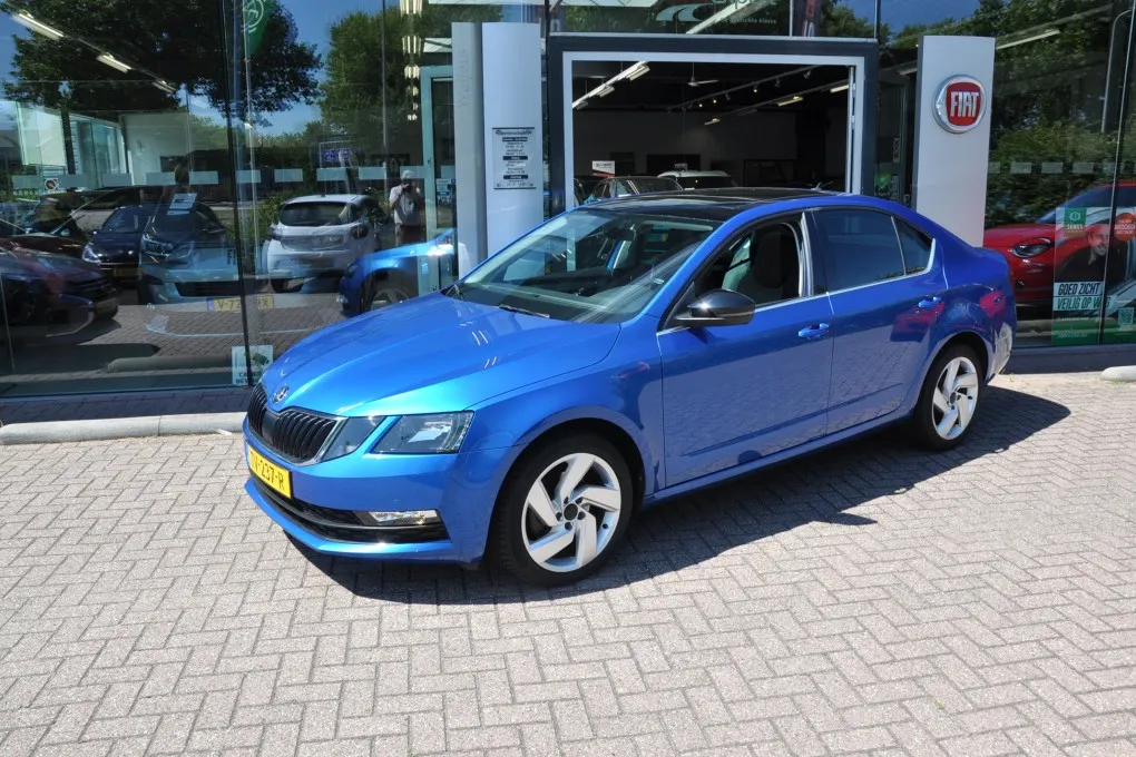Škoda Octavia 1.0 TSI Grt Amb. Bns Hatchb. Apple/Android.