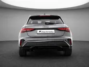 Audi A3 Sportback 45 TFSIe 272pk S-tronic S edition Competition · Camera · Sonos Audio · Elektrische stoelverstelling · Keyless  · Stoelverwarming · Afneembare Trekhaak · Fabrieksgarantie tot 03-04-2030 of 100.000km · EXTRA INRUILKORTING ·