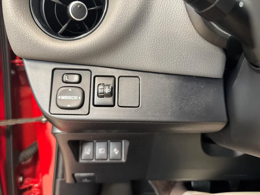 Toyota Yaris 1.0 COMFORT | AIRCO | NL-AUTO | DEALERONDERHOUDEN |