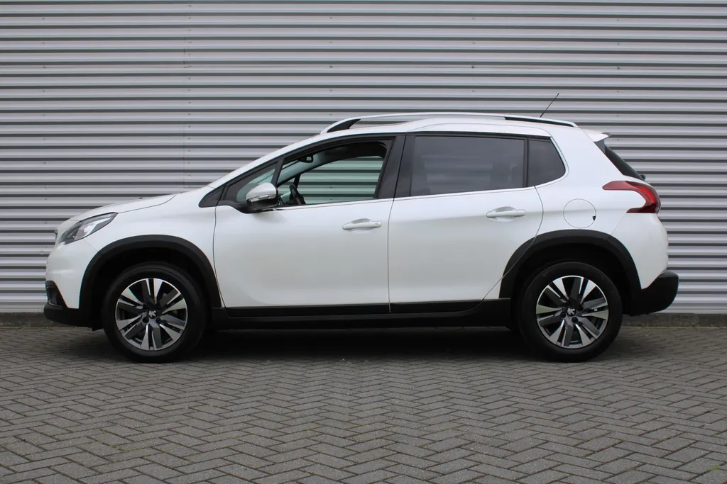 Peugeot 2008 1.2 PureTech Allure | Airco | Cruise | 16' LM |
