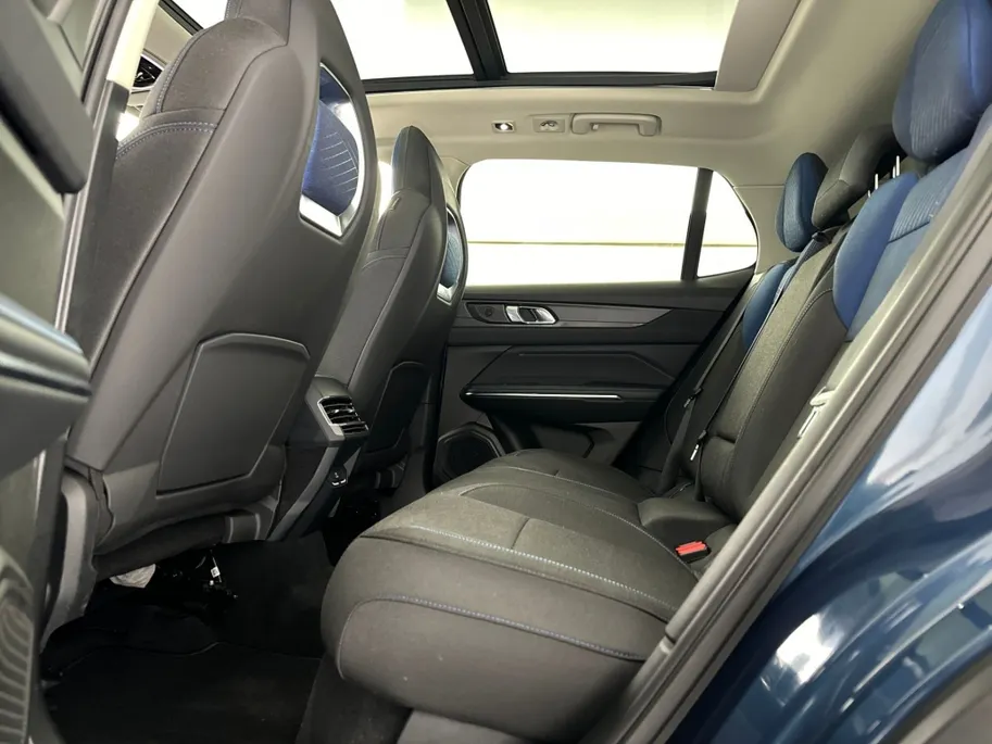 Lynk & Co 01 1.5 PHEV | 262 PK | Panoramadak | Navigatie