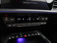Audi A3 Sportback 45 TFSIe 272pk S-tronic S edition Competition · Panoramadak · Camera · SONOS · Head-Up · Apple/Android Car Play · Keyless · 18'' Inch · Garantie t/m 28-09-2030 of 100.000km