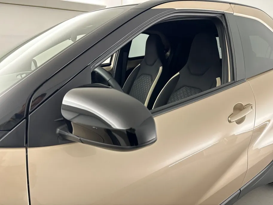 Toyota Aygo X 1.0 Pulse | 17'' L.M. Velgen | Adaptieve Cruise Control | App Connect