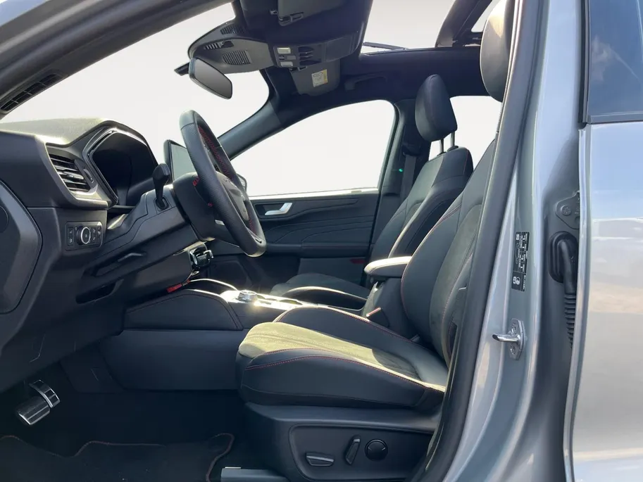 Ford Kuga 2.5 PHEV ST-Line X | Schuif/Kantel Dak | Adaptieve Cruise Control | Elek. Trekhaak | 2100 KG Trekgewicht | Winter Pack |