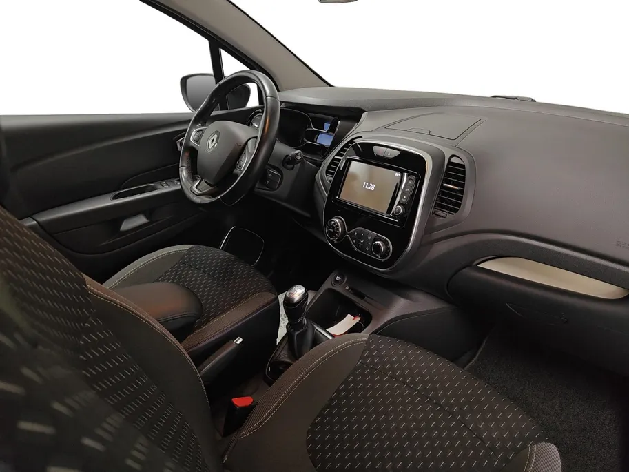 Renault Captur 1.3 TCe Intens NAVI AIRCO TREKHAAK CAMERA ANDROID AUTO 4 CILINDER 130PK HOGE INSTAP ZEER MOOIE AUTO
