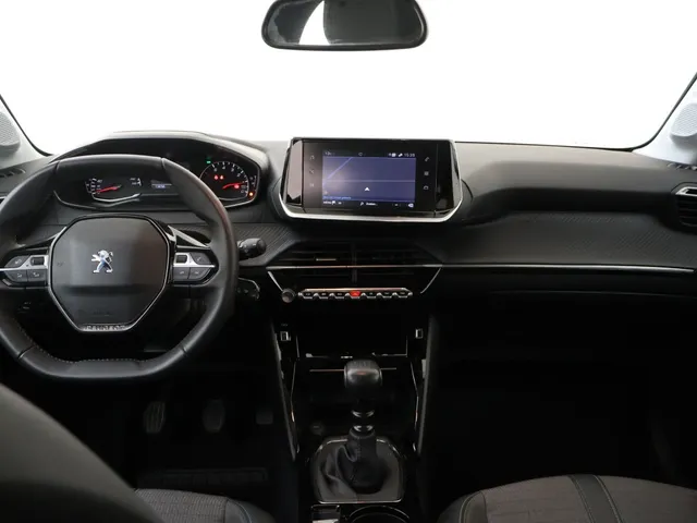 Peugeot 208 1.2 PureTech Allure Navi via Carplay | Cruise Control