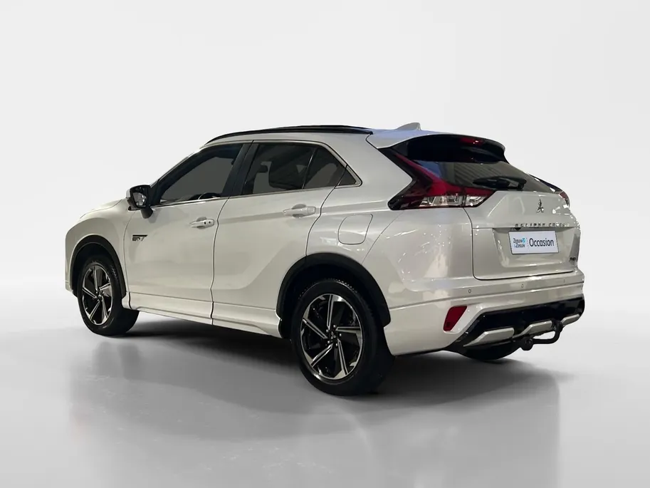 Mitsubishi Eclipse Cross 2.4 PHEV Prestige | All-Seasonbanden | Trekhaak + 13-Polige Stekker | Glazen schuif-/kanteldak |  Stoel- en stuurverwarming | Elektrisch verstelbare Voorstoelen   | Apple Carplay / Android Auto | Parkeersensoren Voor + Achter | Camera Achter | Cruise Cont
