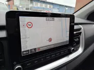 Kia Stonic 1.0i Turbo MHEV ComfortLine 100 PK | 1e Eigenaar | Airco | Bluetooth | Camera | Cruise control | Metallic lak | Fabrieksgarantie | NAP