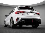 Audi RS3 Sportback 2.5 TFSI quattro 400 PK competition limited 593/750 · Audi Exclusive Gletsjerwit Mat Effect · Head-Up display · Sonos Premium 3D · Panorama dak · RS sportuitlaat