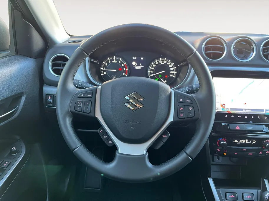 Suzuki Vitara 1.4 Boosterjet Smart Hybrid Select | Lage Kilometerstand | Stoelverwarming | Parkeer Camera | Navigatie | Apple/Android Carplay |
