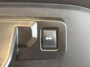 Renault Austral 1.2 E-Tech full hybrid 200 esprit Alpine *Panaroma*Aut*Navi+360Camera*Climate*Adaptive Cruise*Stoel/Stuur Verw.*Als Nieuw!