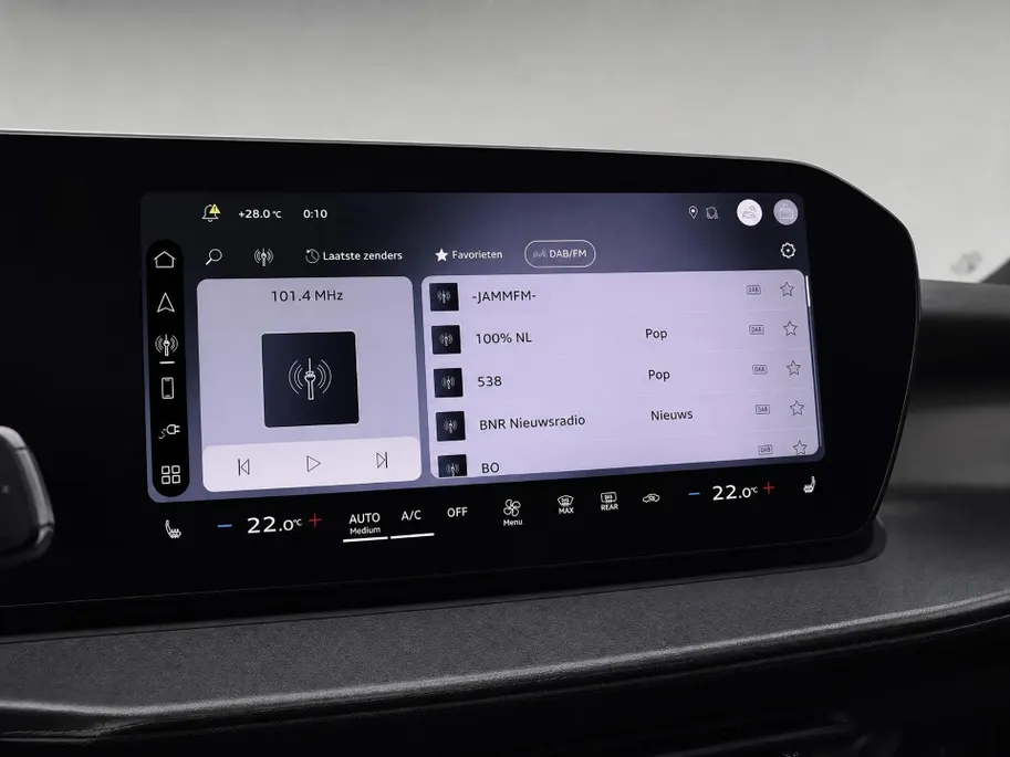 Audi Q3 Sportback 1.5 e-hybrid S edition · Mateffect Lak · Techniekpakket Plus · MMI experience pro · Panorama-glasdak