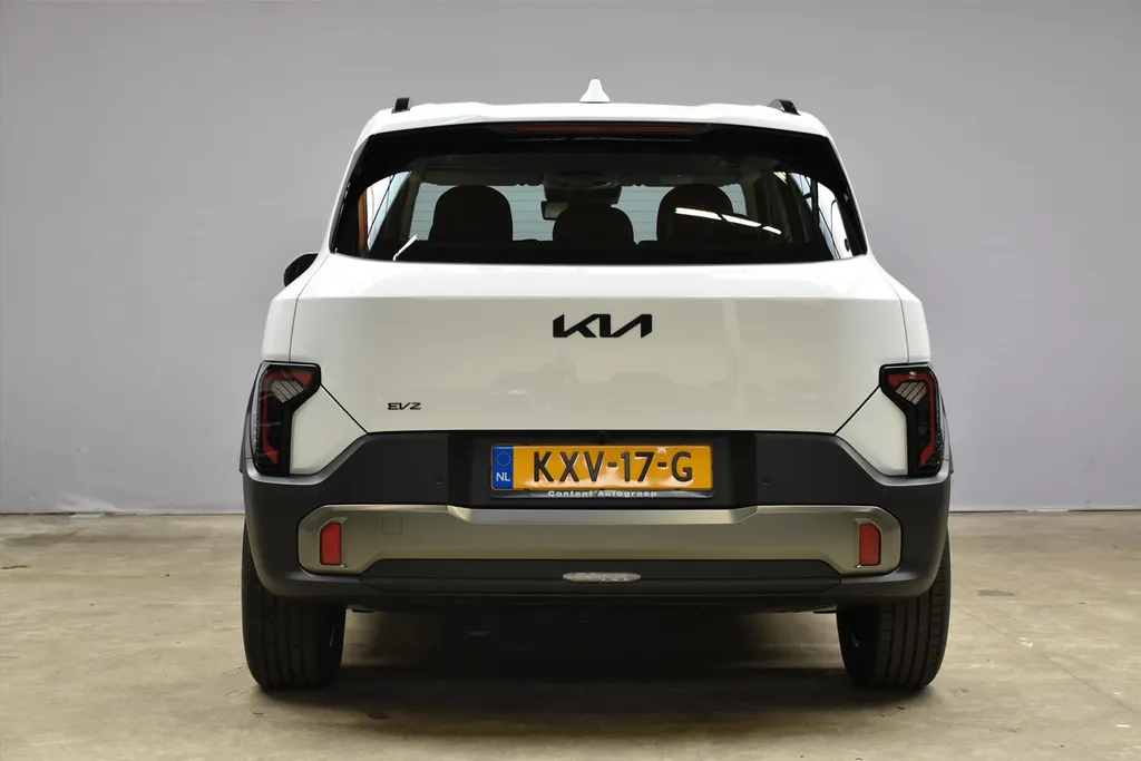 Kia EV2 61 kWh 135pk (5-zits) Air BLACK EDITION