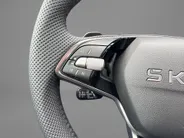 Škoda Octavia combi Sportline Business 1.5 TSI m-HEV 110 kW / 150 PK | Trekhaak wegklapbaar | Panoramisch schuif/kanteldak | 1.000,- inruilbonus!!