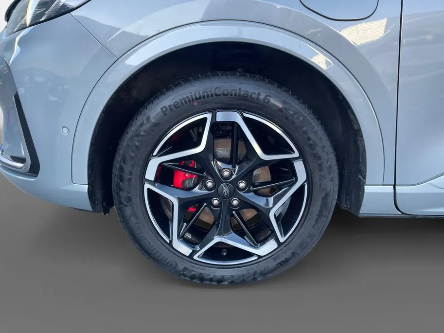 Ford Kuga 2.5 PHEV ST-Line X 243pk automaat | NL auto | Winterpack | Technology pack | Kantel / schuifdak | Trekhaak | 19inch lichtmetalen velgen