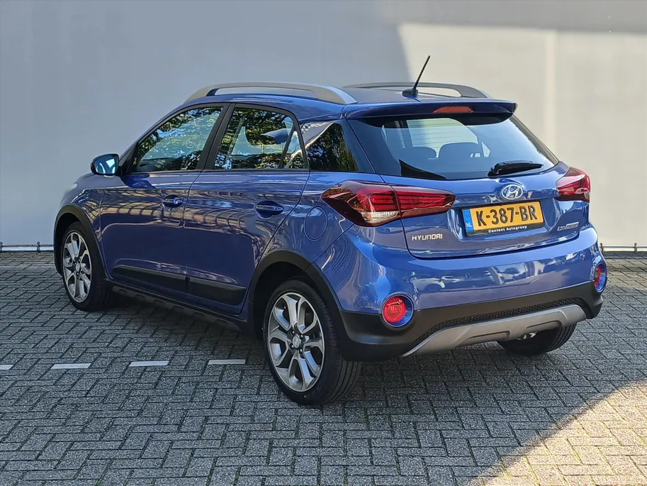 Hyundai i20 1.0 T-GDI 100PK Automaat Comfort / Carplay / Climate en Cruisecontrol! / UNIEK!