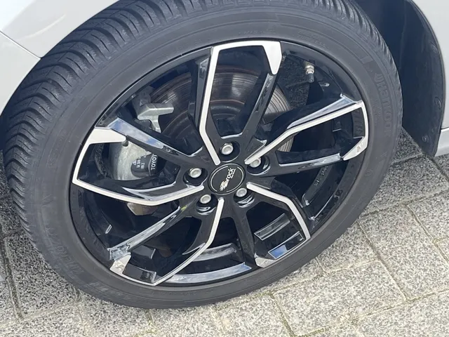 Toyota Yaris 1.5 Hybrid Active | Trekhaak | Camera | Stoelverwarming