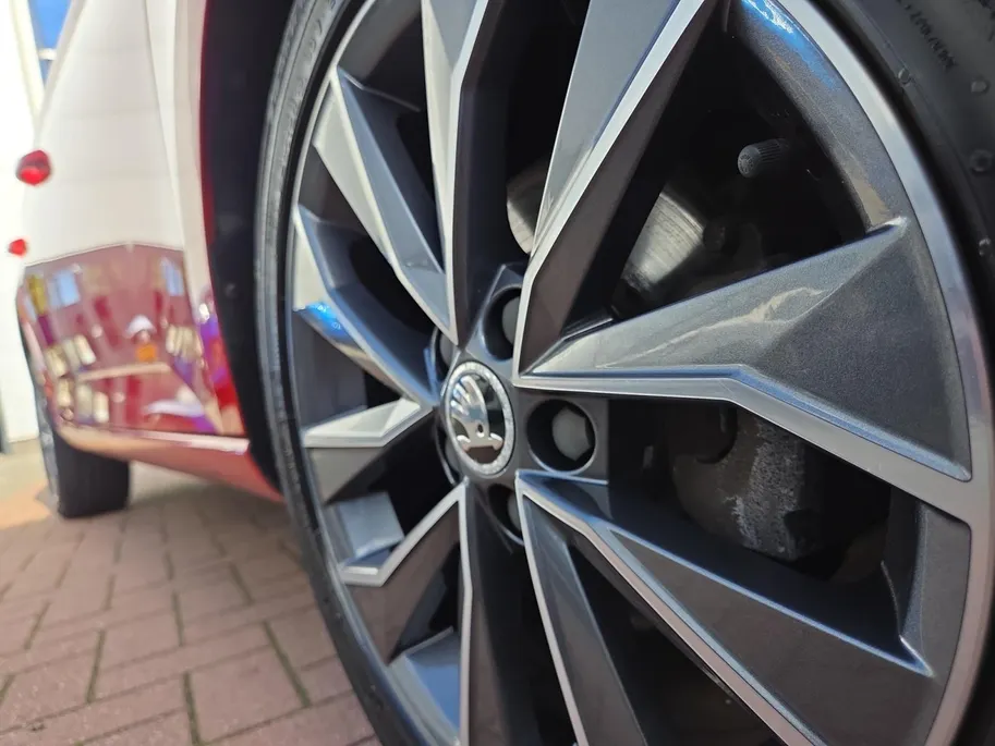 Škoda Fabia Combi 1.0 TSI Drive | Zeer nette auto | Unieke km stand | Navigatie | Tech pakket |