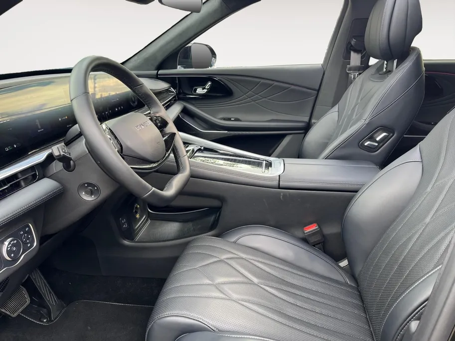 Omoda 9 SHS 1.5T-GDi SHS-P Premium 5p | DEMO | 145 km elektrisch rijbereik | Full Options | Stoelverwarming-/ventilatie | Panorama dak | Leder| Memory seats | Sony Premium audio