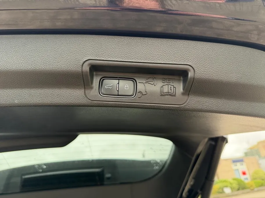 Ford Explorer 3.0 V6 EcoBoost PHEV ST-Line 7 Persoons | Panoramadak | Trekhaak | Stoelkoeling/Verwarming |  Dodehoek detectie | Adapt. Cruise Control  | 12 maanden garantie! |