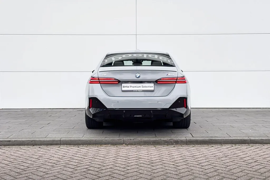 BMW i5 Sedan M60 xDrive 84 kWh