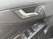 Ford Focus Wagon 1.0 EcoBoost Titanium Business