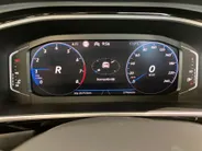 Volkswagen T-Roc 1.5TSI/150PK R-Line DSG · Navigatie · Apple/Android Car Play · Parkeersensoren · Garantie t/m 13-11-2027 of 100000km