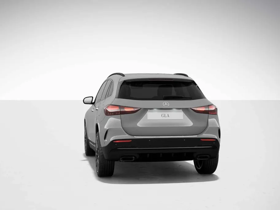 Mercedes-Benz GLA 250 e 140 Years Edition