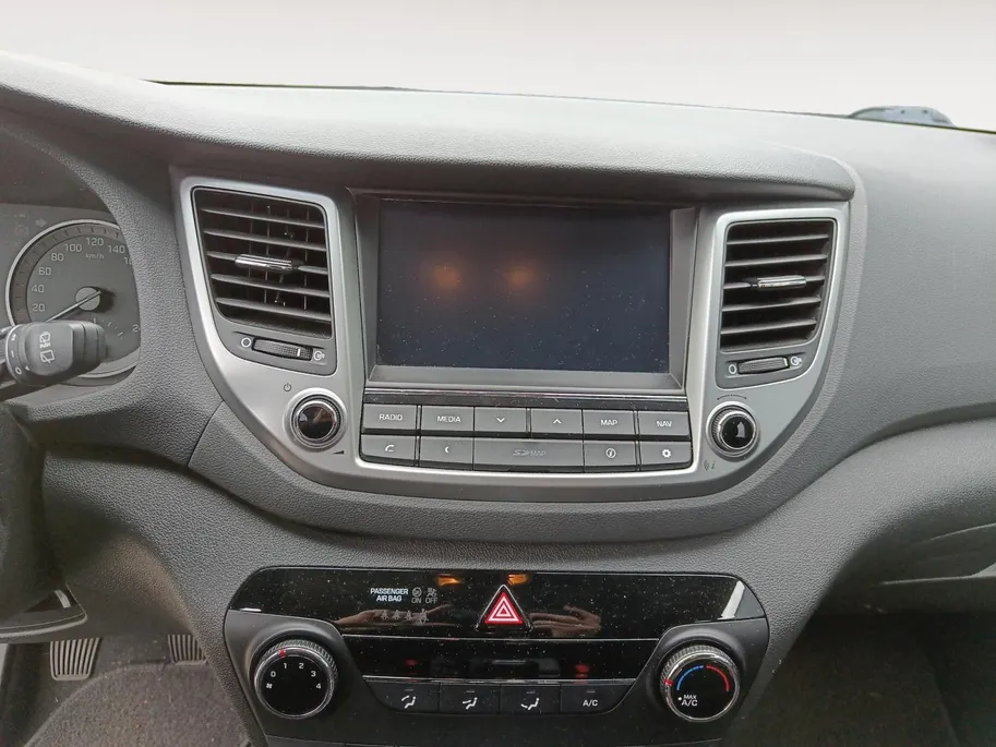 Hyundai Tucson 1.6 GDi Go! | Navigatie | Parkeercamera | Stoelverwarming | Climate control | Cruise control |