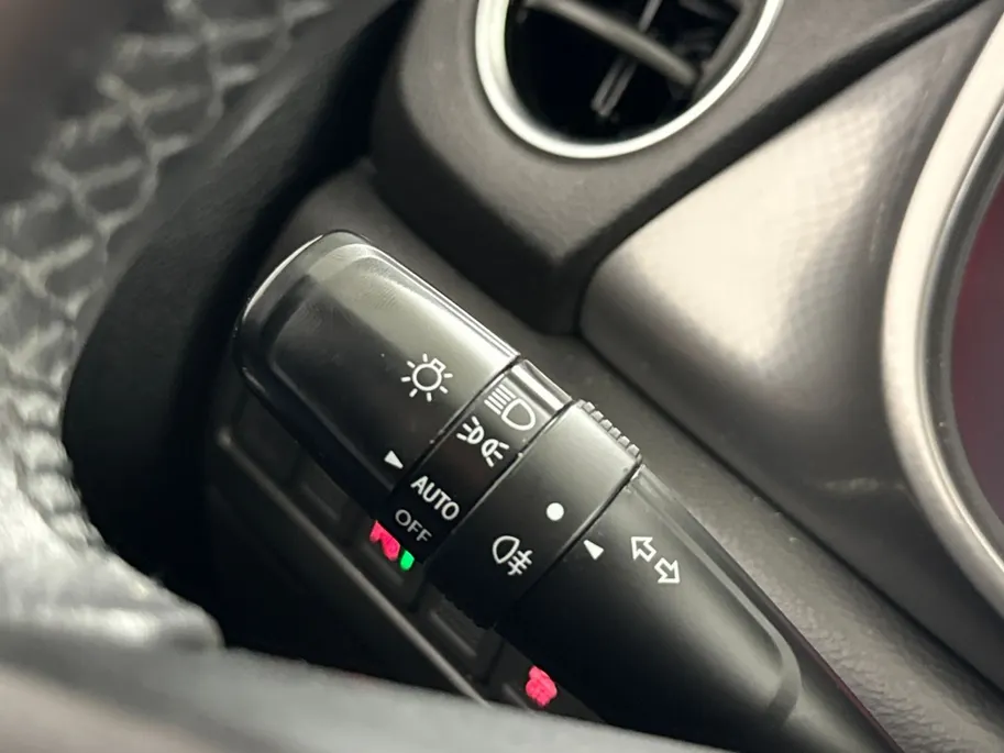 Suzuki Vitara 1.6 High Executive | Panoramadak | Adaptieve Cruise Control | Trekhaak