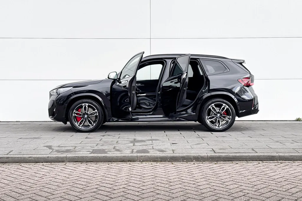 BMW X1 xDrive23i