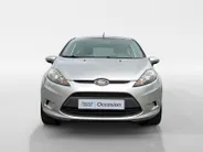 Ford Fiesta 1.25 Limited | Nieuwe Distributieriem bij aflevering | Trekhaak | All weather banden | Radio | Dealer onderhouden | Nieuwe APK | 12maanden BOVAG Garantie |