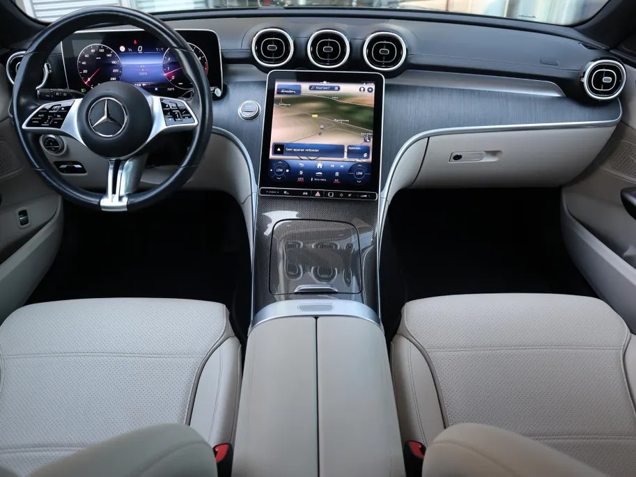 Mercedes-Benz C-Klasse Estate 200 Launch Edition Luxury Line l Keyless l Achteruitrij camera l Stoelverwarming l Leder