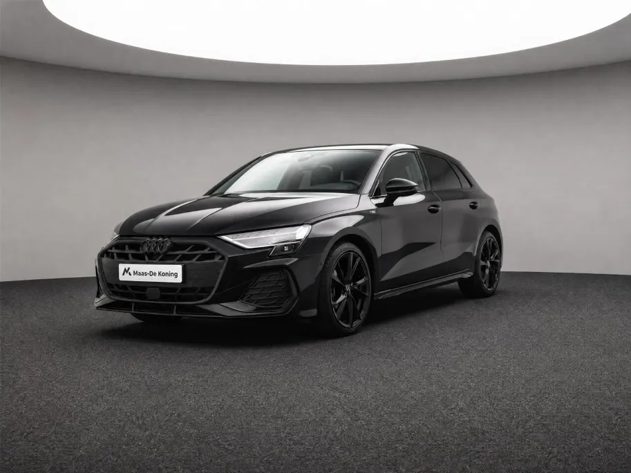 Audi A3 Sportback 30 TFSI 115pk S-tronic S Edition · Apple/Android Car Play · Park Assist · Leder Interieur · P-Sensoren · 18'' Inch · Garantie t/m 06-05-2030 of 100.000km