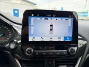 Ford Fiesta 1.0 EcoBoost ST-Line 125PK 3drs | 1e Eigenaar | NL-Auto | Climate Control | Navigatie | Parkeersensoren | Privacy Glass | Apple Carplay / Android Auto