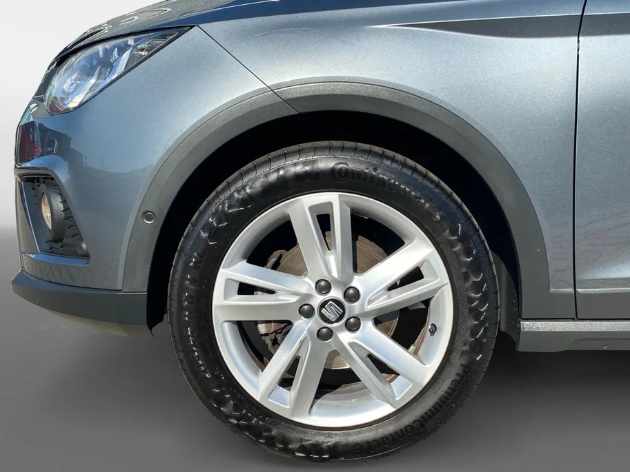 SEAT Arona 1.0 TSi 116pk FR Business Intense Trekhaak | CarPlay | Navi | Cruise | Two-Tone | Clima | Camera | Etc.