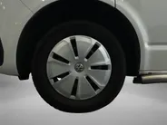 Volkswagen Bedrijfswagens Transporter 2.0 TDI L1H1 28 · Camera · Trekhaak · Apple/Android Car Play · Navigatie · Cruise Control · Vloerplaat · 16'' Inch · Garantie t/m 01-04-2028 of 100.000km
