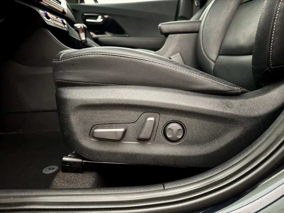 Kia Niro 1.6 GDi PHEV Plug-In ExecutiveLine |Trekhaak |Schuifdak!