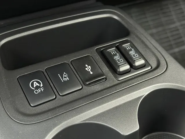 Mitsubishi Space Star 1.2 CVT Instyle | Cruise Control | Camera | ECC | Apple CarPlay | Android Auto | Keyless
