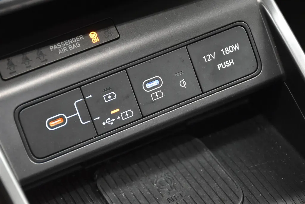Hyundai Kona 1.6 GDI HEV Premium I Leder I 360 Camera