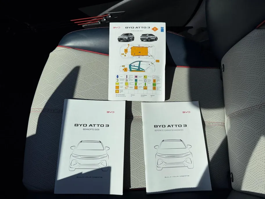 BYD ATTO 3 Design 60 kWh | Navigatie | Carplay | Adapt. Cruise Control | Panoramadak