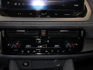 Nissan QASHQAI 1.5 e-Power N-Design | Stuur-, stoel- en voorruitverwarming  | 20inch wielen |360grd camera | parkeersensoren voor en achter | Electrische stoelverstelling met geheugen | Alcantra/lederen bekleding | 205PK | Two-tone lak | Apple carplay & Android auto |