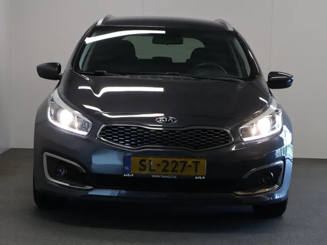 Kia cee'd Sportswagon 1.0 T-GDi Design Edition 4 seizoensbanden