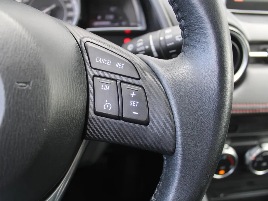 Mazda 2 1.5 Skyactiv-G GT-M | Stoelverwarming | Parkeersensor achter | 16' LM | Clima | Cruise | Navi | LED | Weinig km!! |