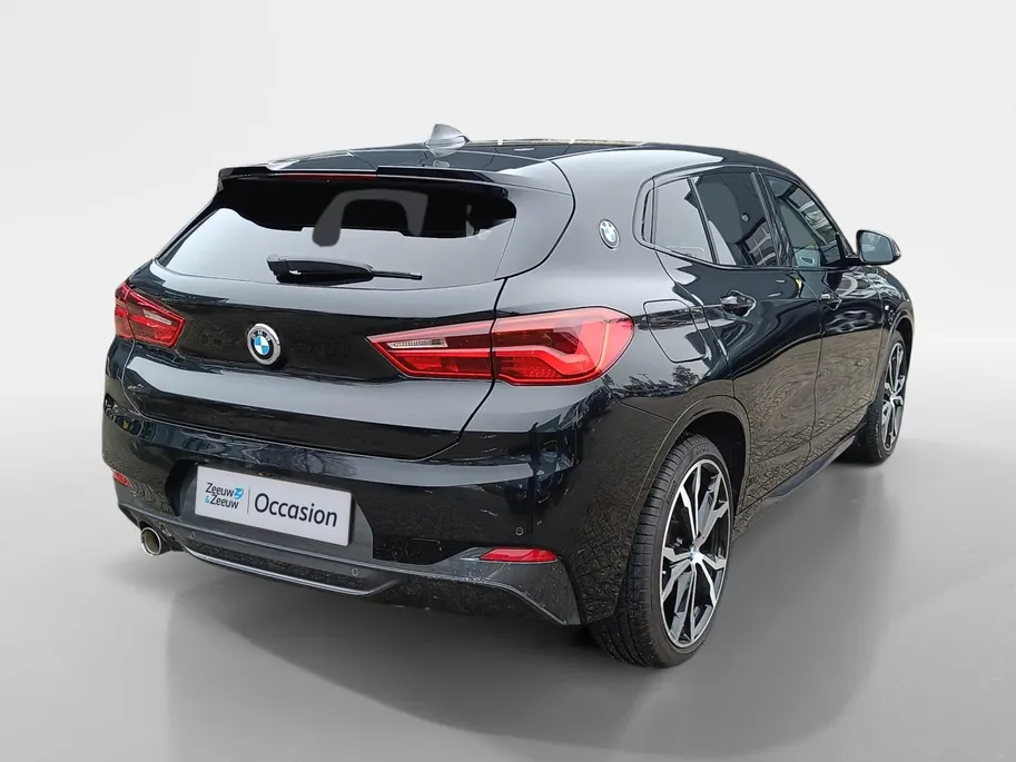 BMW X2 sDrive18i High Executive | Parkeercamera | Elektrische achterklep | M-pakket |