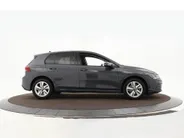 Volkswagen Golf 1.0 eTSI 110pk DSG Life Business · Camera · Apple/Android Car Play · ACC · Sfeerverlichting · Navigatie · Verkeersbord Detectie · Garantie t/m 06-02-2028 of 100.000km
