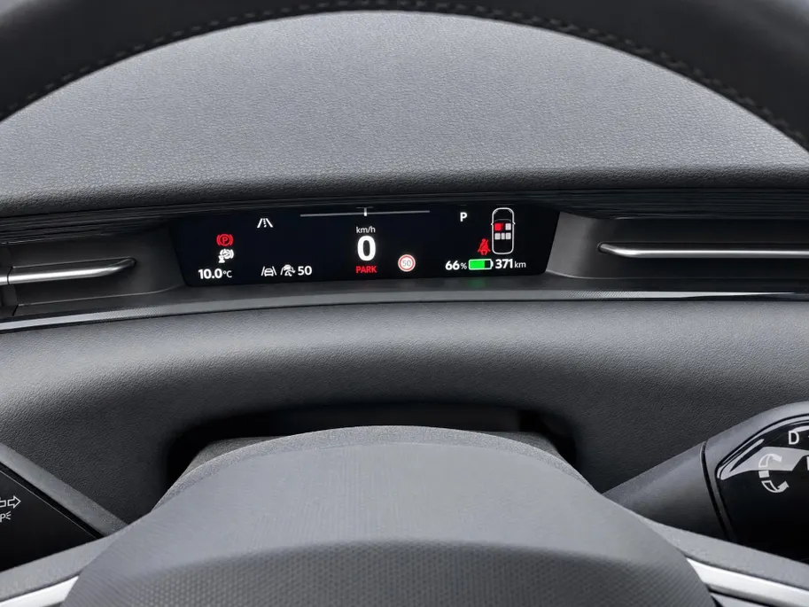 Volkswagen ID.7 Tourer Pro 77 kWh 210kW/286PK · Trekhaak · Navigatie · 360°Camera + parkeersensoren · Garantie t/m 17-10-2027