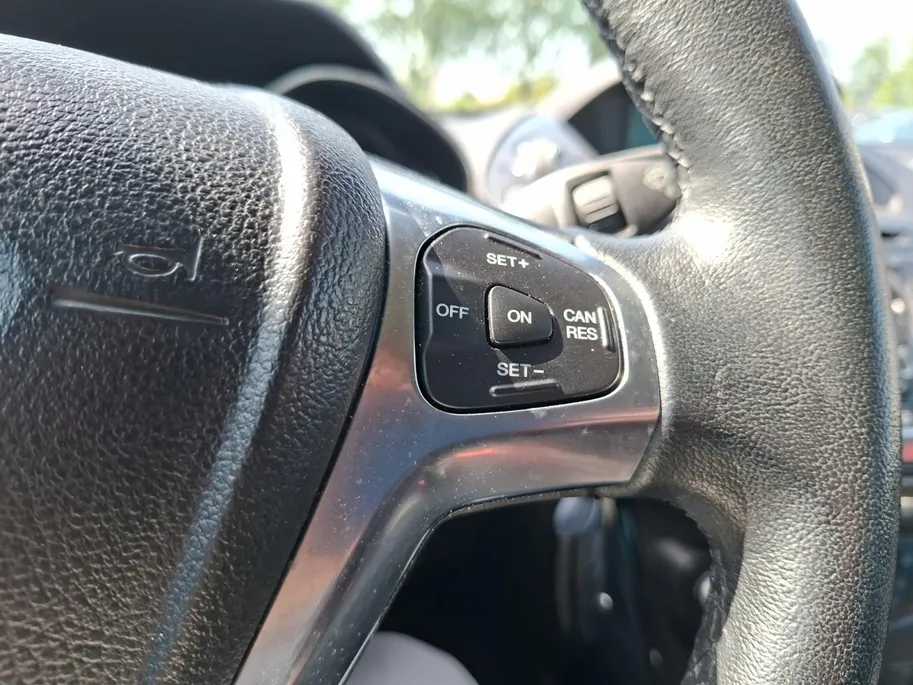Ford B-MAX 1.0 EcoBoost Titanium | Dealeronderhouden | Cruise control | Lichtmetalen velgen | Navigatie | Camera